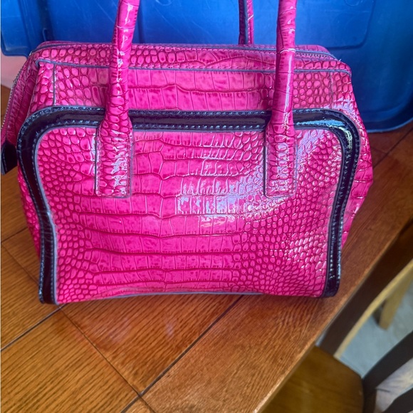 GUESS Hot Pink Croc-Embossed Satchel with Leopard Stripe - Picture 2 of 9